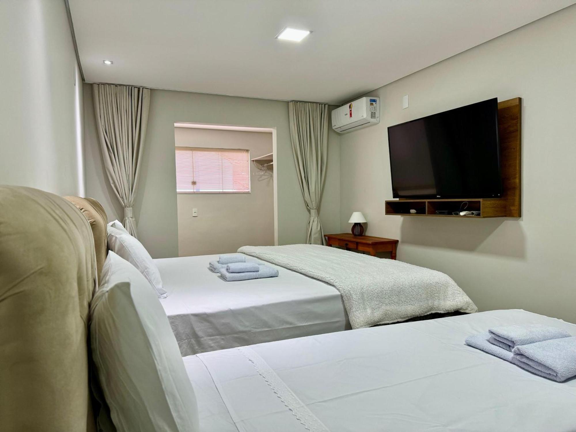 Apartamentos A 200M Do Centro - Hospedaria Villa Da Pedra Tiradentes Esterno foto